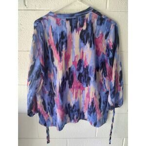 Women's blouse